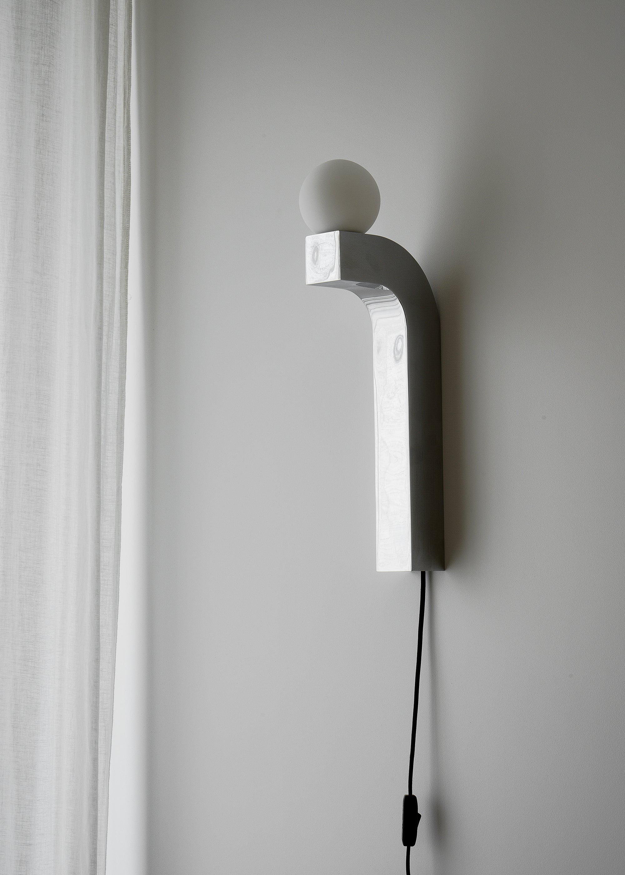 PALLIA wall lamp