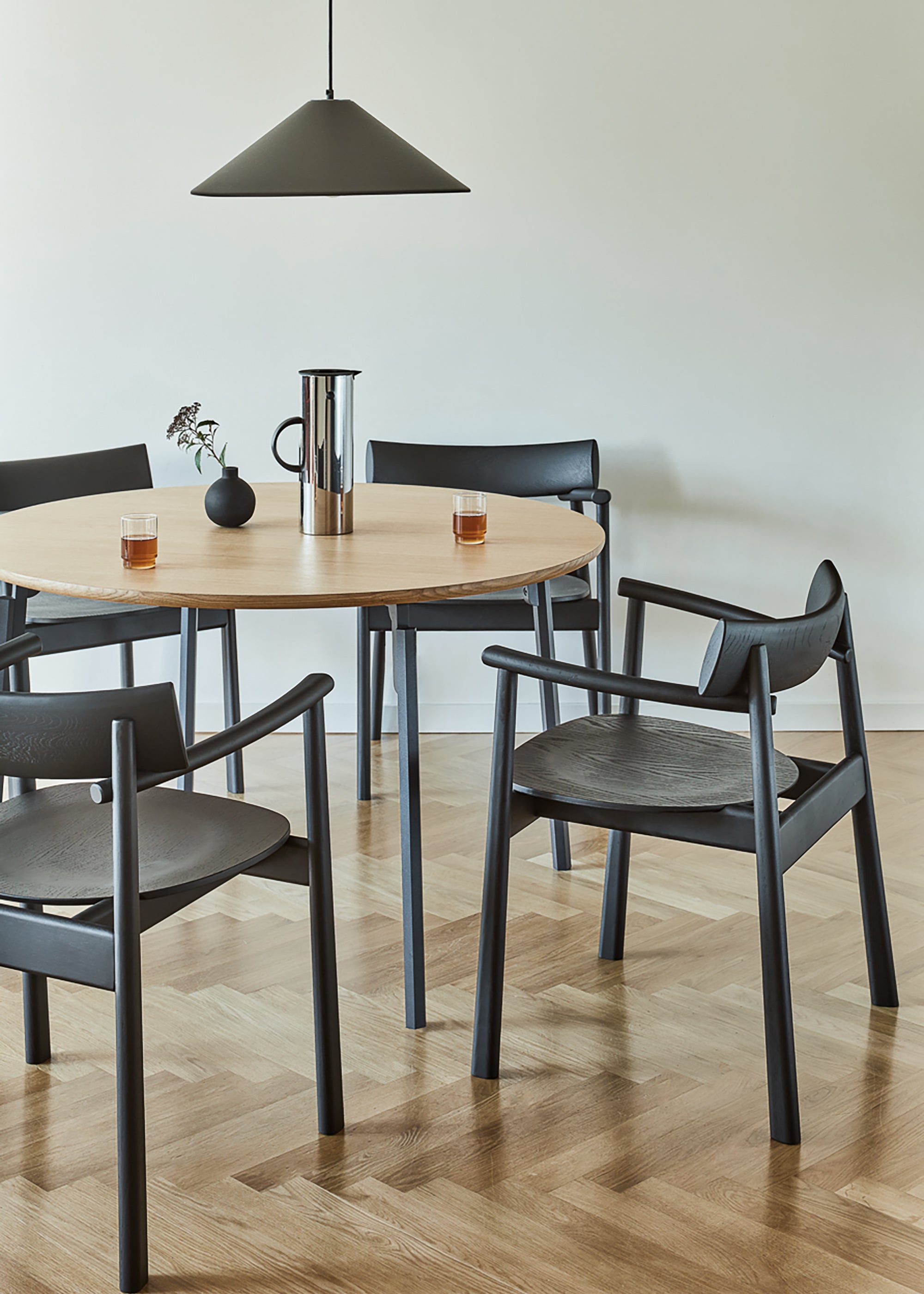 silla ELIPSA Black Oak