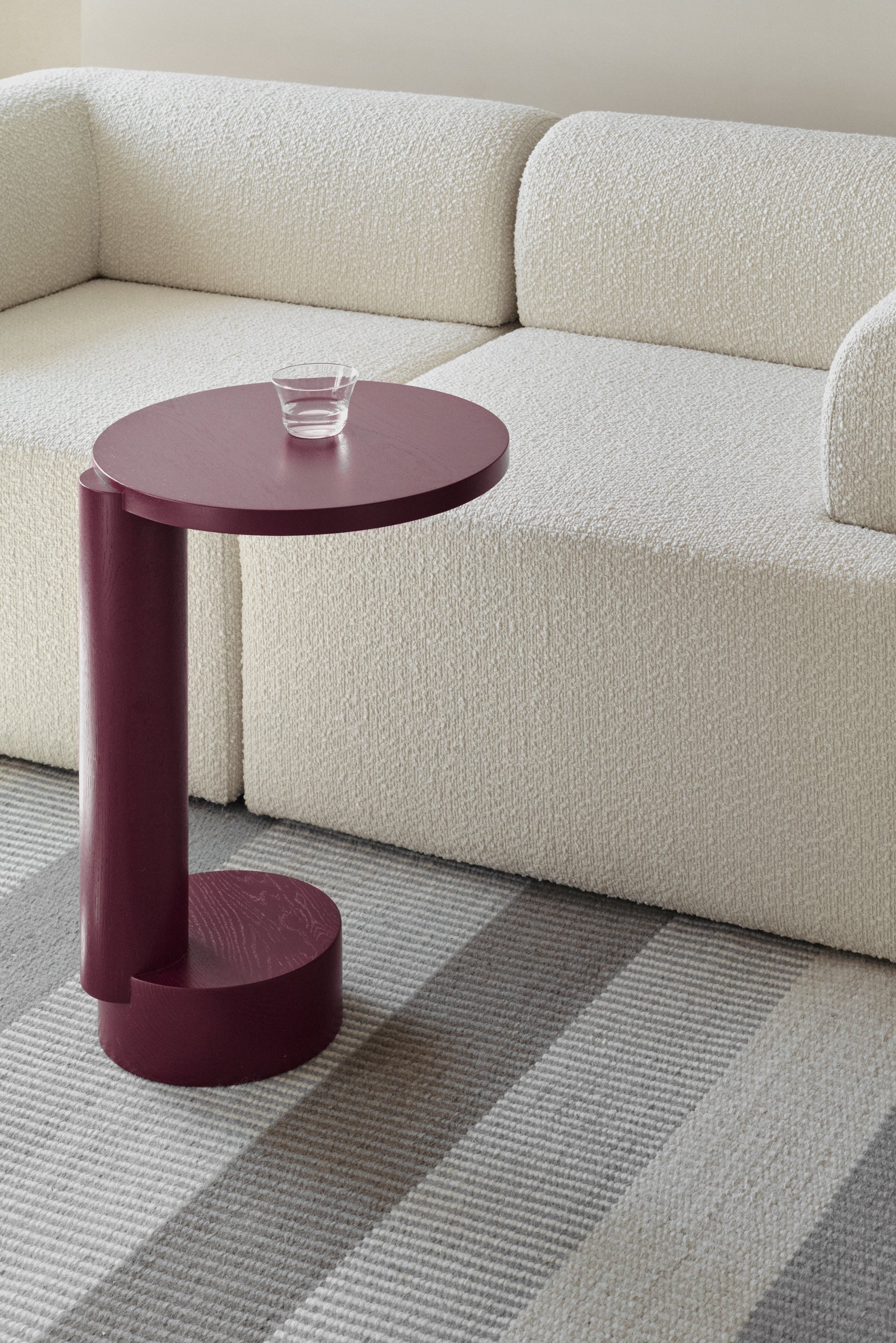 BOLD table Burgundy